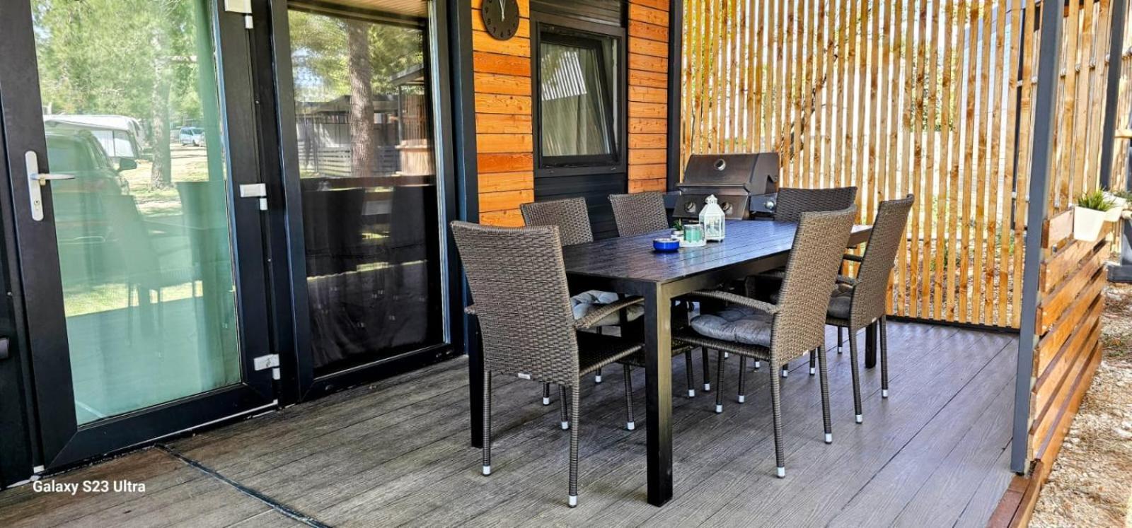 Sak Mobile Home Privlaka Privlaka  Luaran gambar